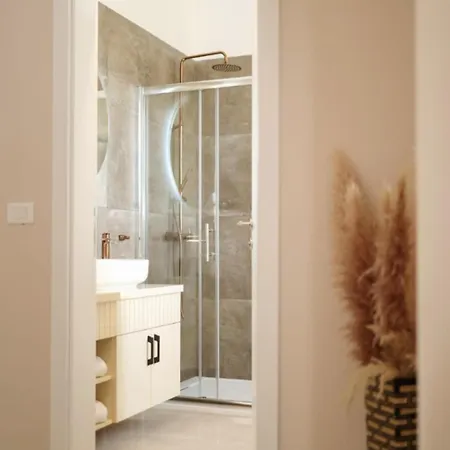 Appartement Castello Bed & Breakfast *